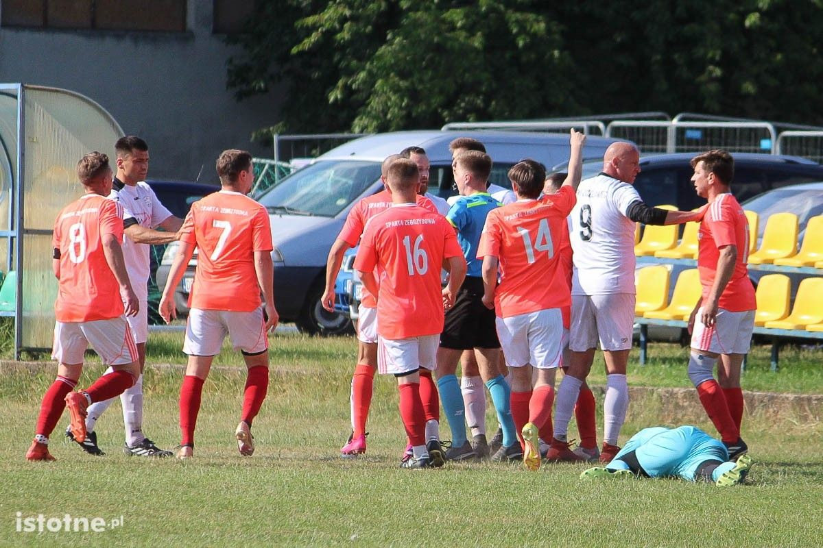 Galeria zdjęć z meczu BKS II - Sparta Zebrzydowa