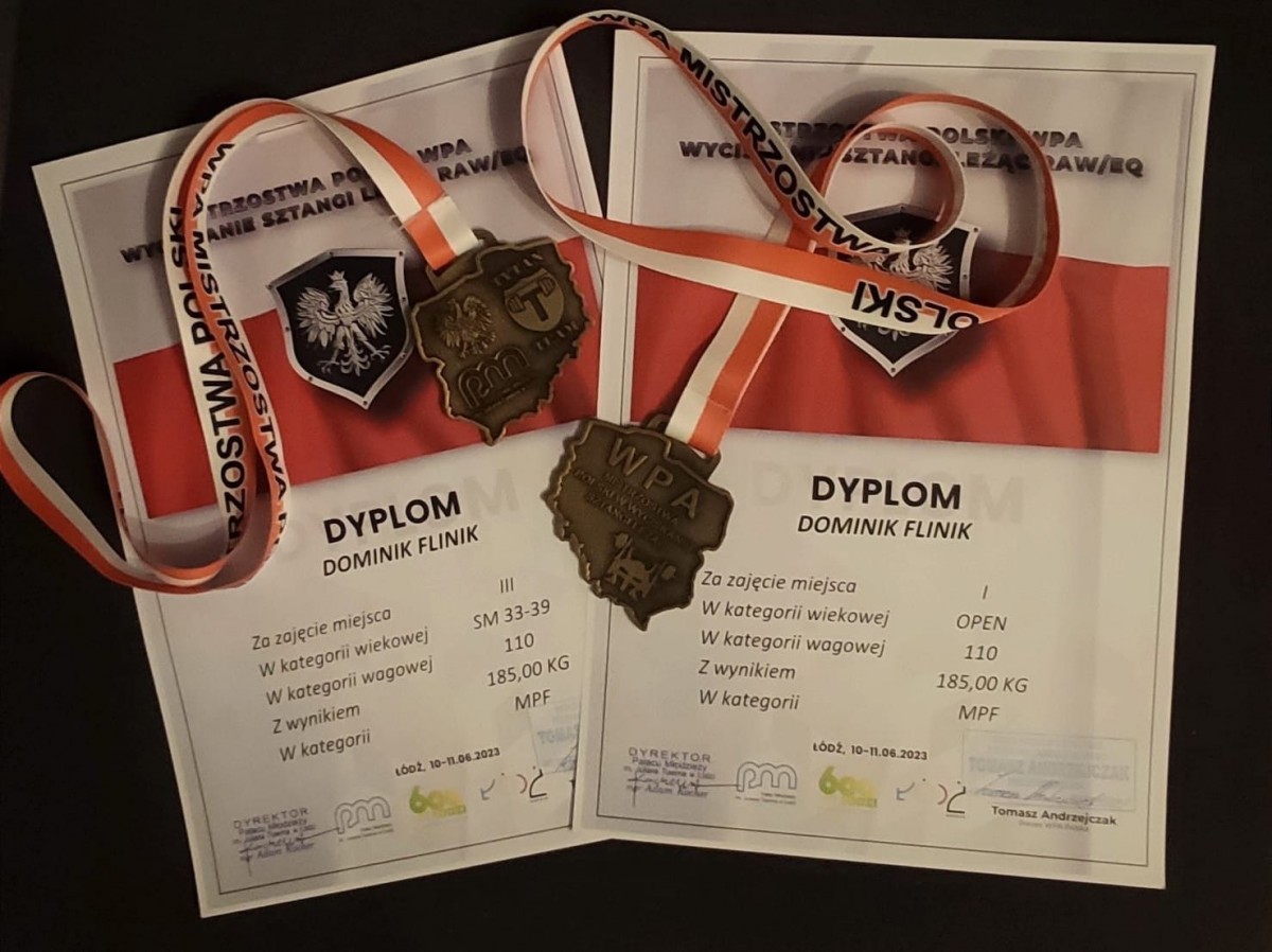 Żołnierz 23 Pułku Artylerii mistrzem Polski w wyciskaniu sztangi leżąc