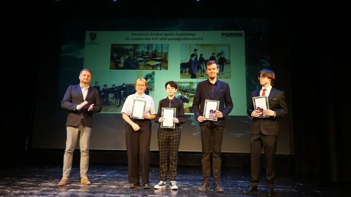 Laureaci powiatowych konkursów uhonorowani