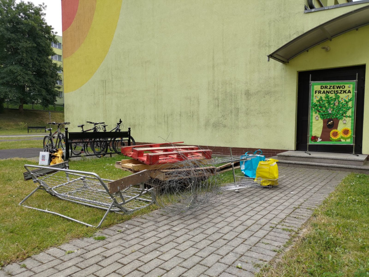 Wycieczka uczniów Szkoły Podstawowej nr 4 do MZGK i ZUOK w Trzebieniu