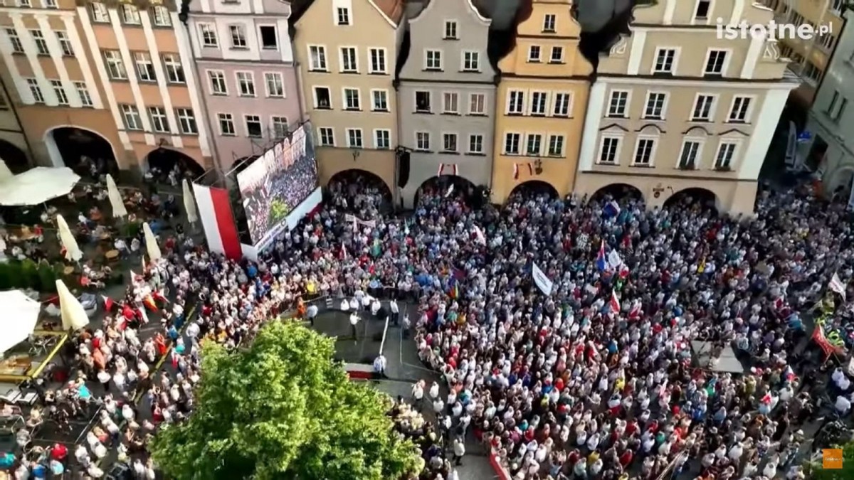 Donald Tusk odwiedza nasz region. Związkowcy protestują