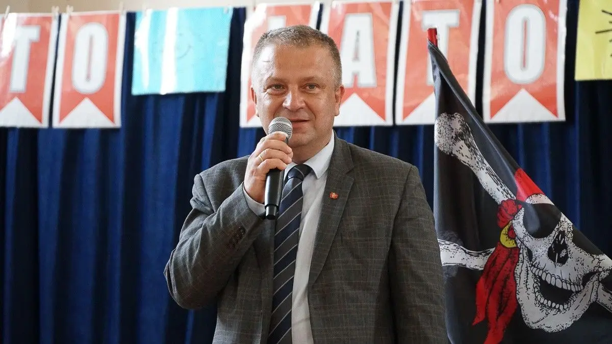 Uczennice i uczniowie powiatowych placówek zakończyli rok szkolny