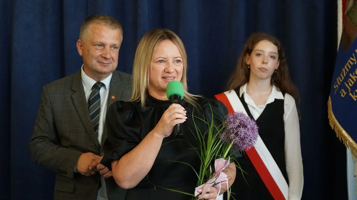 Uczennice i uczniowie powiatowych placówek zakończyli rok szkolny
