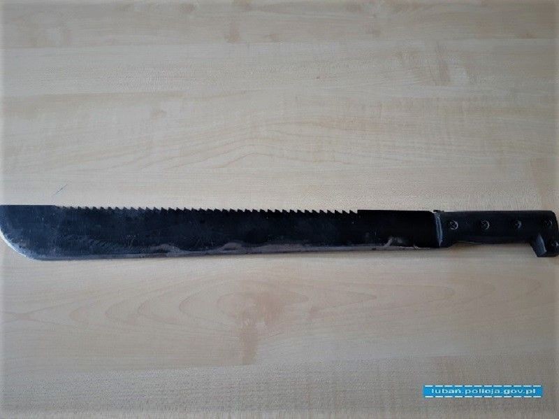 Podejrzany i maczeta