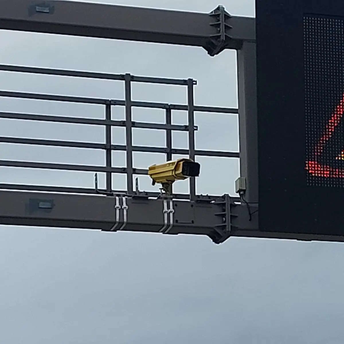 Montują pomiar prędkości na 8-km odcinku A4