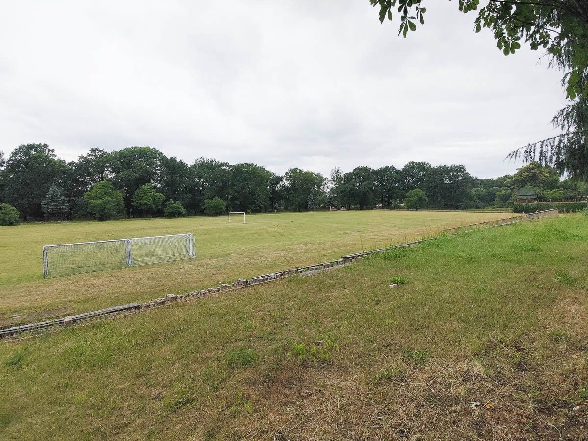 Boisko przy ulicy Rajskiej w Bolesławcu