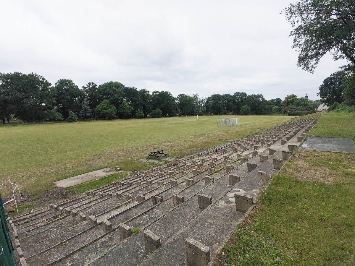 Boisko przy ulicy Rajskiej w Bolesławcu