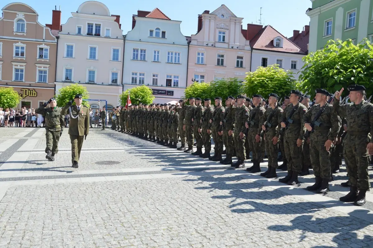 Przysięga elewów w Bolesławcu