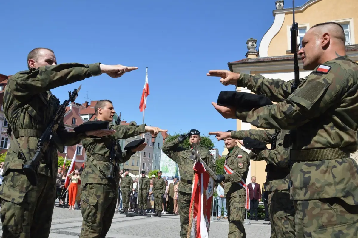 Przysięga elewów w Bolesławcu