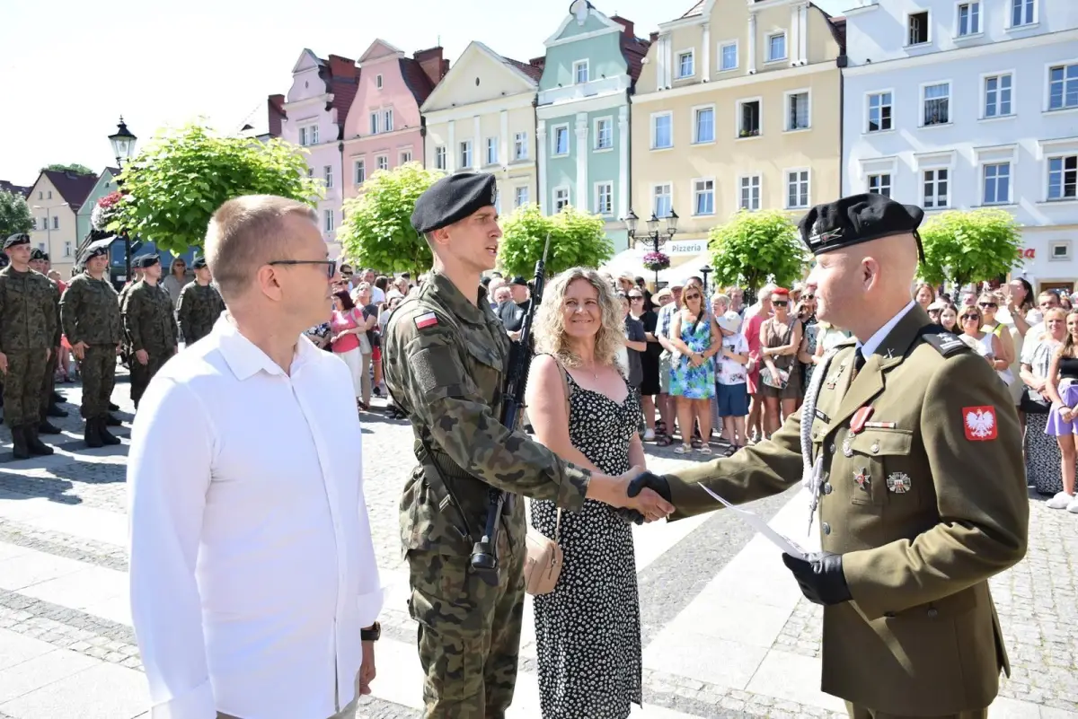 Przysięga elewów w Bolesławcu