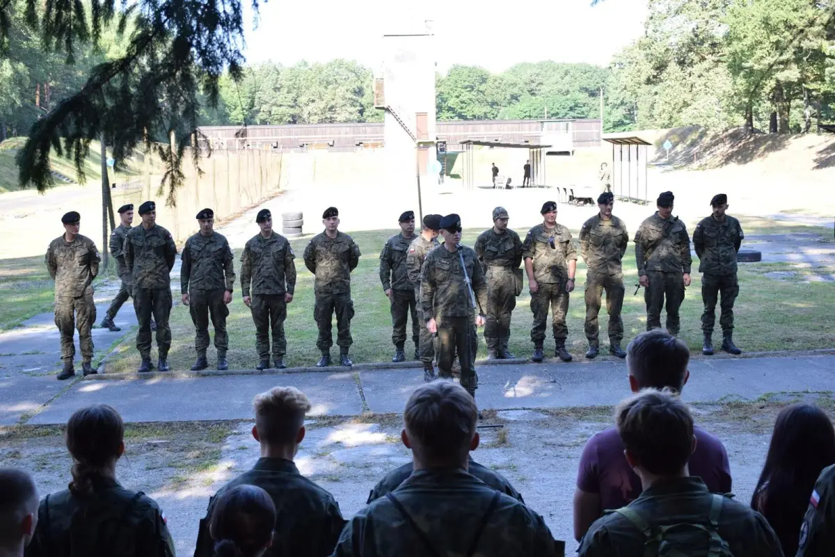Prawie 50 osób na szkoleniu w ramach „Trenuj z wojskiem”