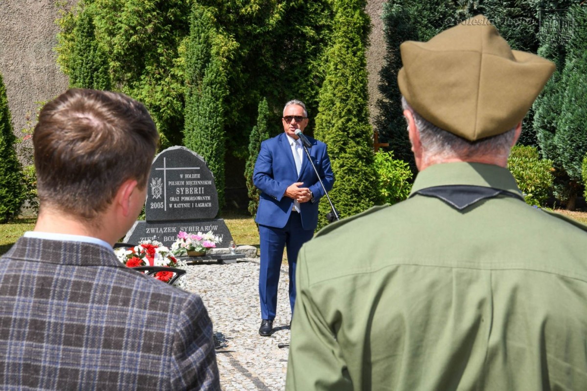 Rocznica rzezi wołyńskiej. Bolesławiec oddał hołd pomordowanym Polakom