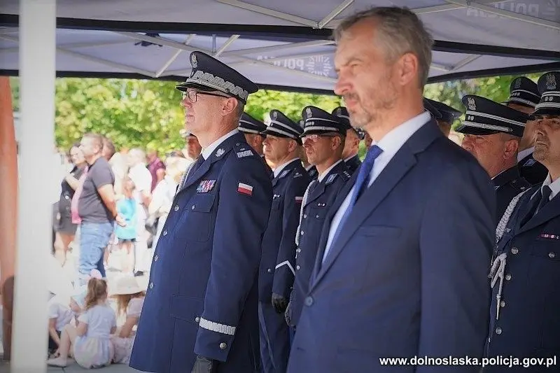 Nowi policjanci złożyli ślubowanie we Wrocławiu