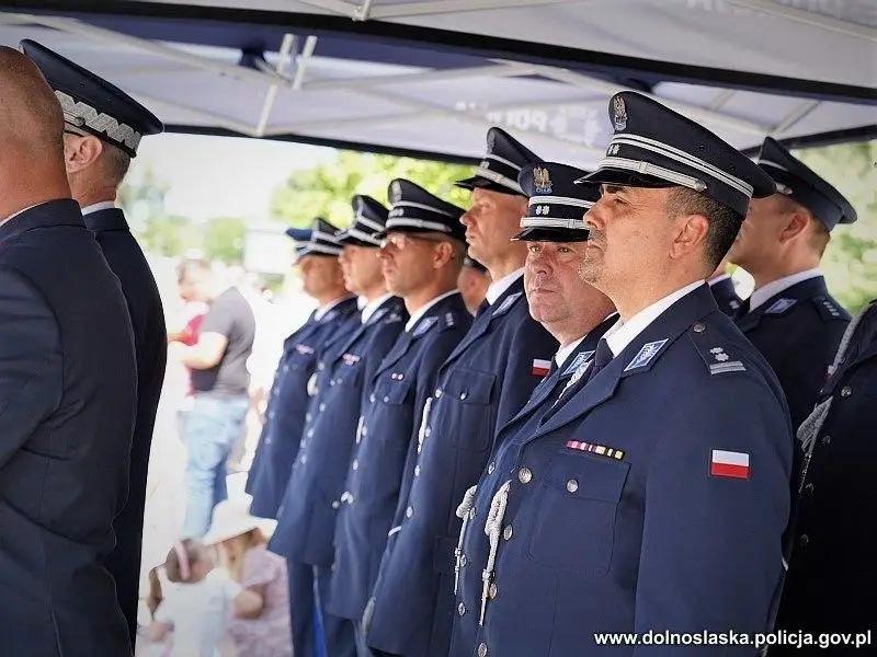 Nowi policjanci złożyli ślubowanie we Wrocławiu