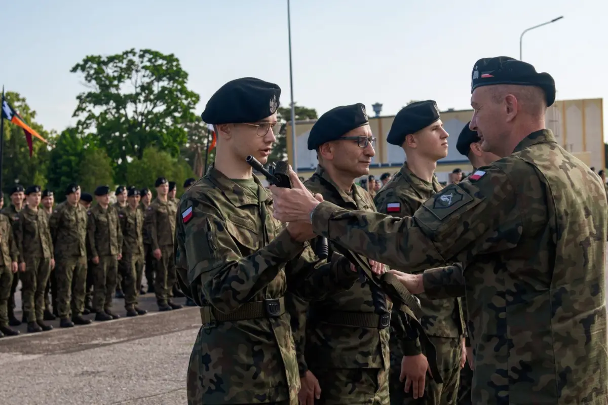 Uroczystość w 10 Brygadzie Kawalerii Pancernej w Świętoszowie