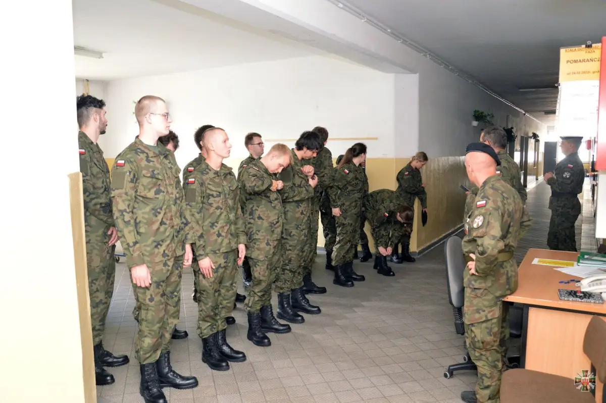 19 elewów Legii Akademickiej rozpoczęło szkolenie w 23 Śląskim Pułku Artylerii