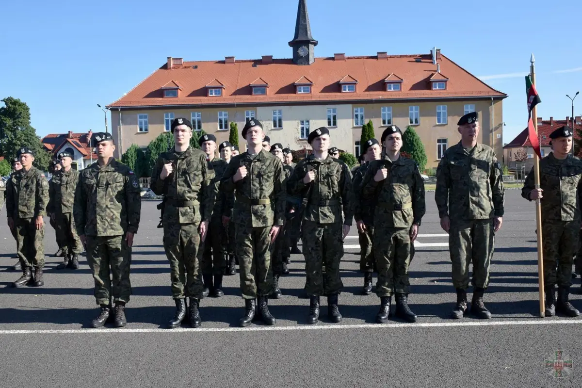 19 elewów Legii Akademickiej rozpoczęło szkolenie w 23 Śląskim Pułku Artylerii