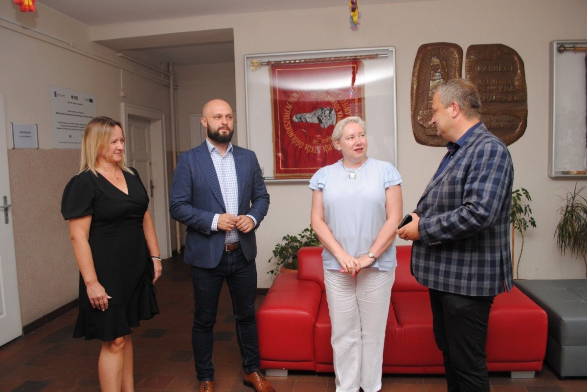 Prawie milion złotych na renowację dachu