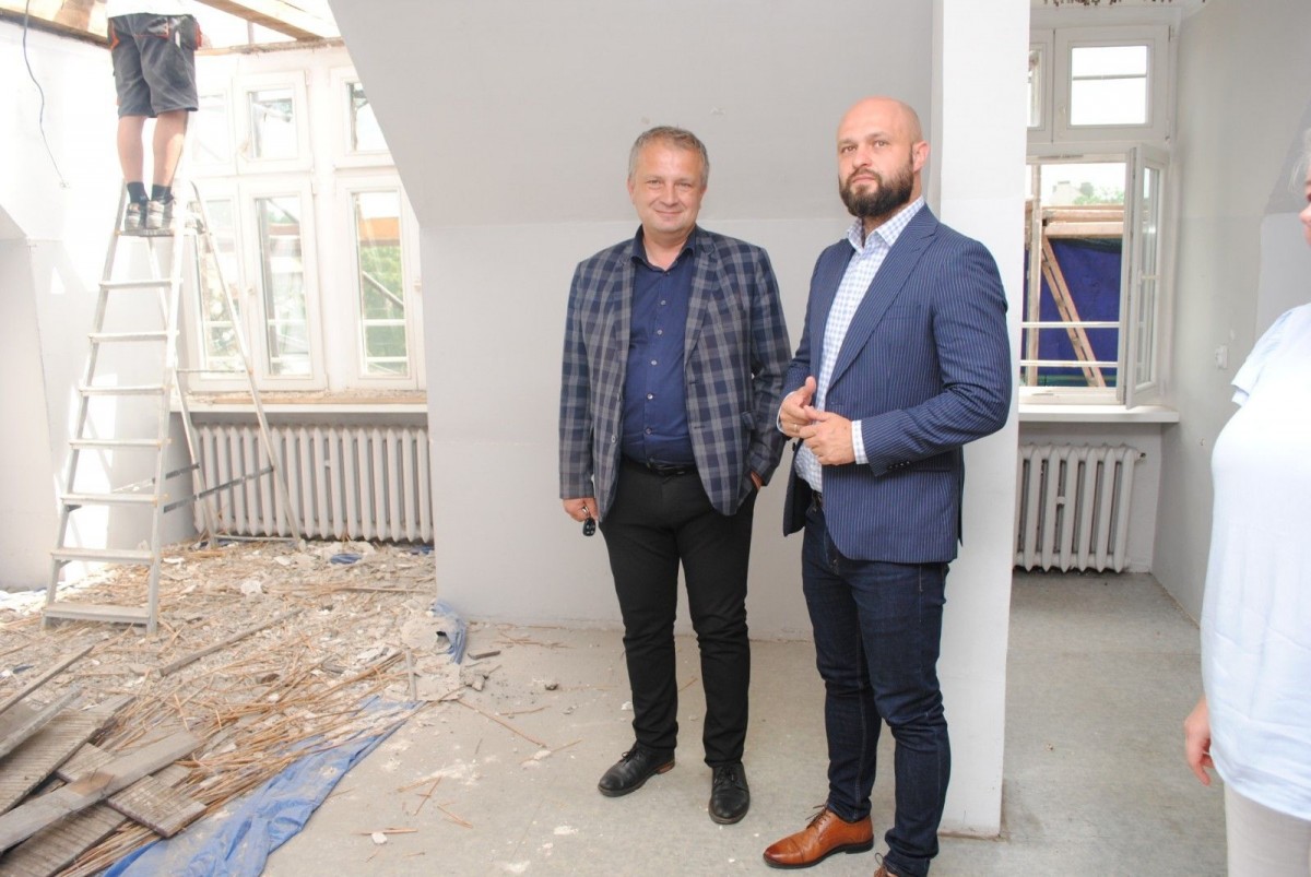 Prawie milion złotych na renowację dachu