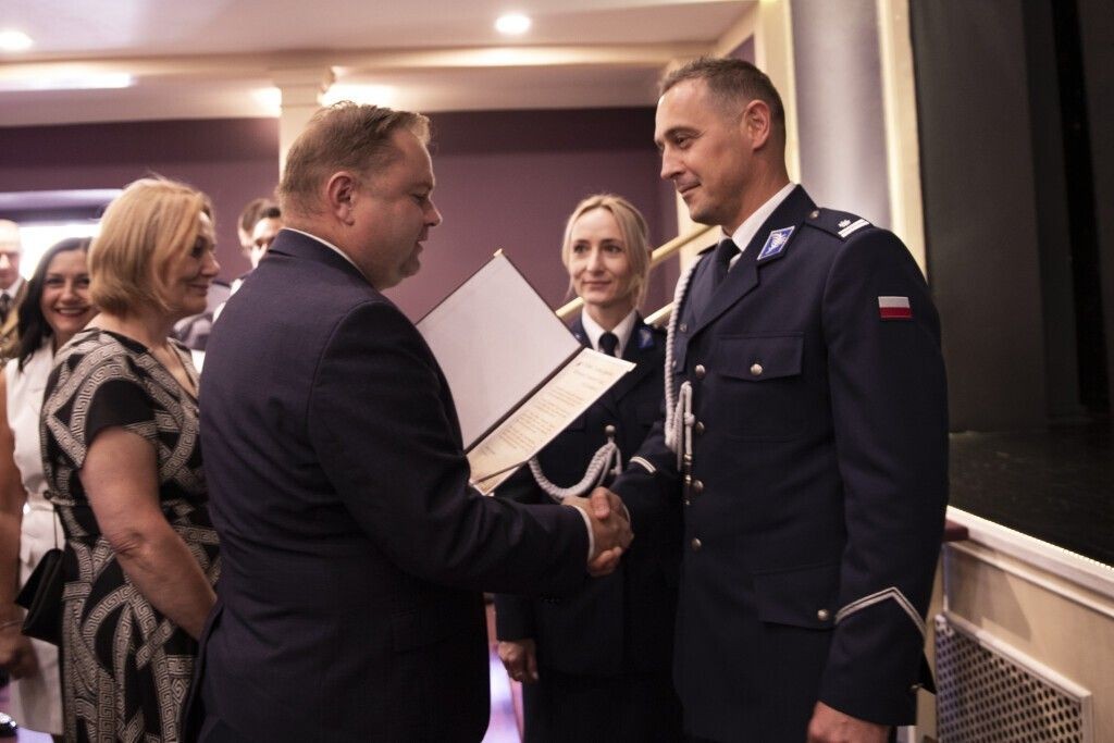 Święto bolesławieckiej policji. Odznaczenia, awanse i nagrody