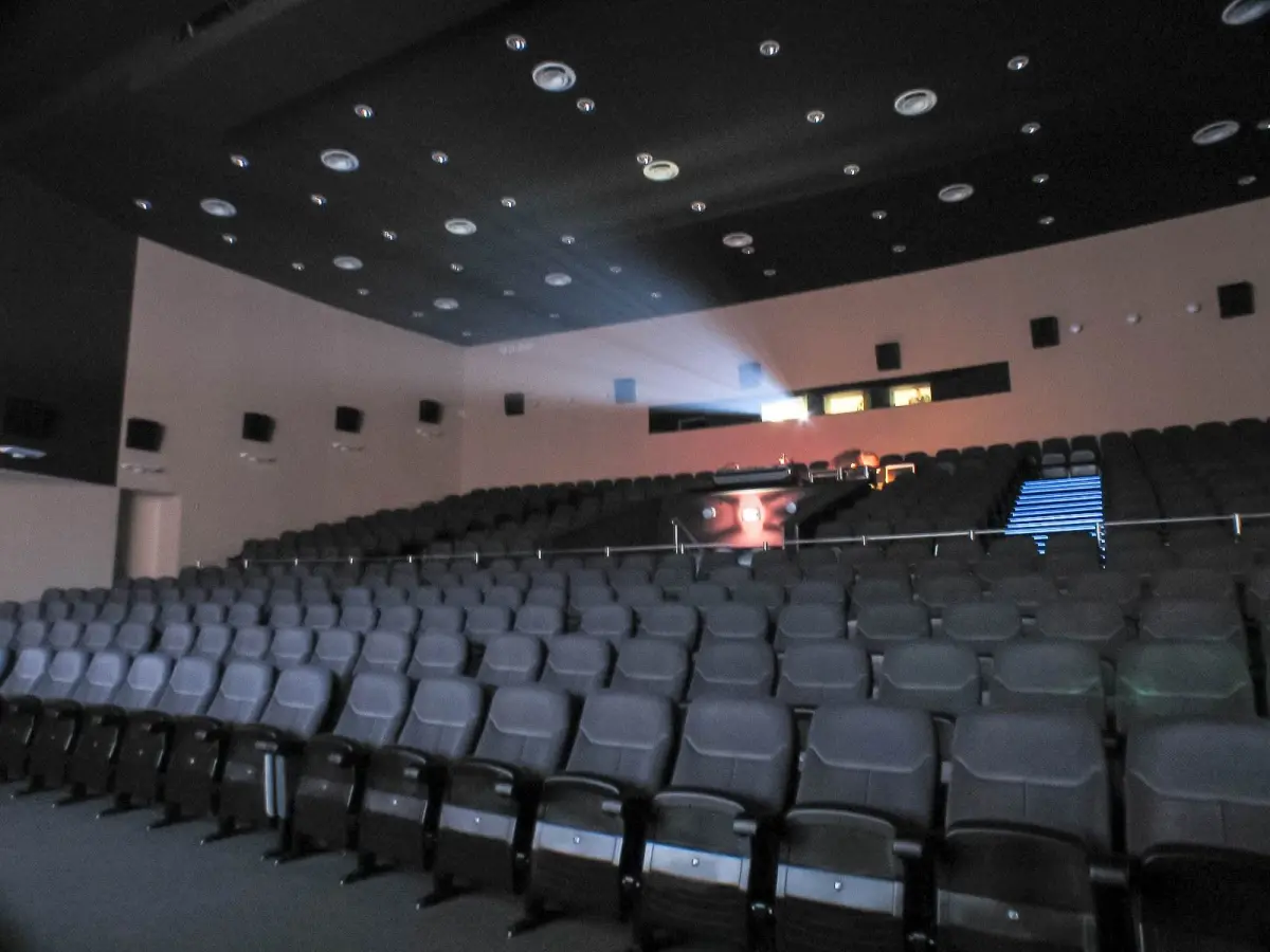 Wnętrze kina Forum