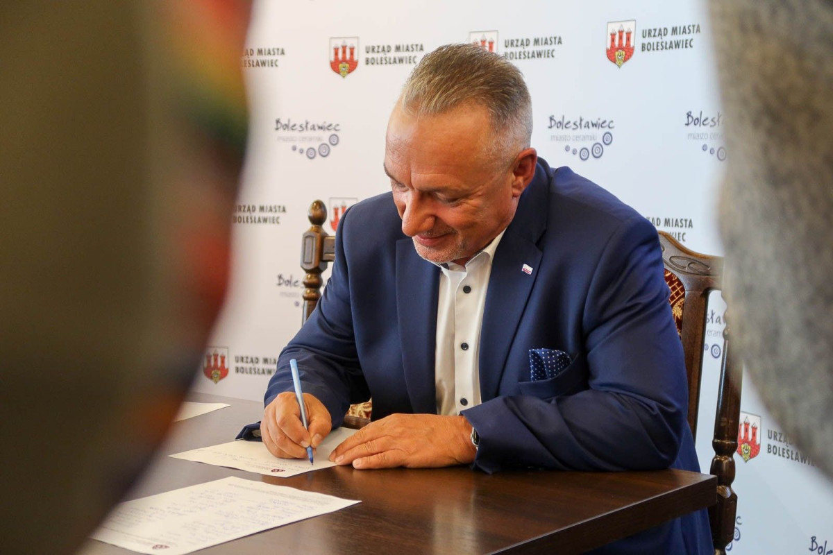 Podpisanie dokumentów ws. wpisania ceramiki bolesławieckiej na listę UNESCO