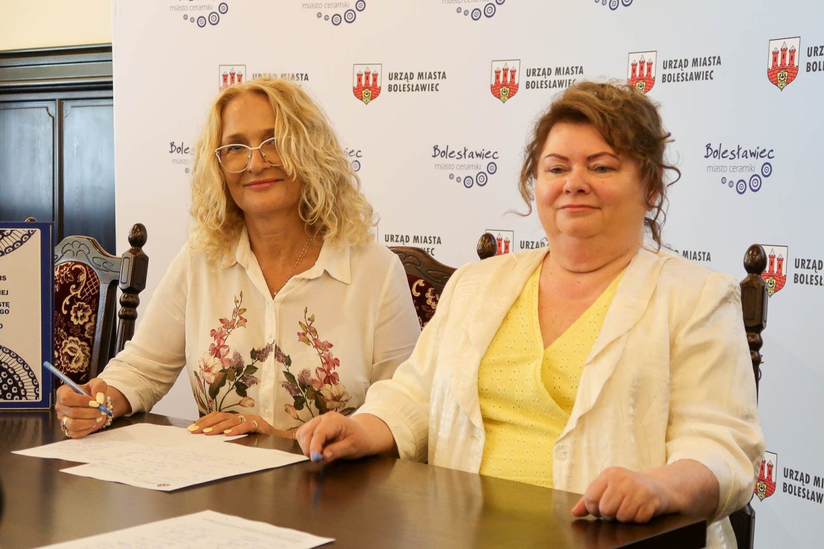 Podpisanie dokumentów ws. wpisania ceramiki bolesławieckiej na listę UNESCO