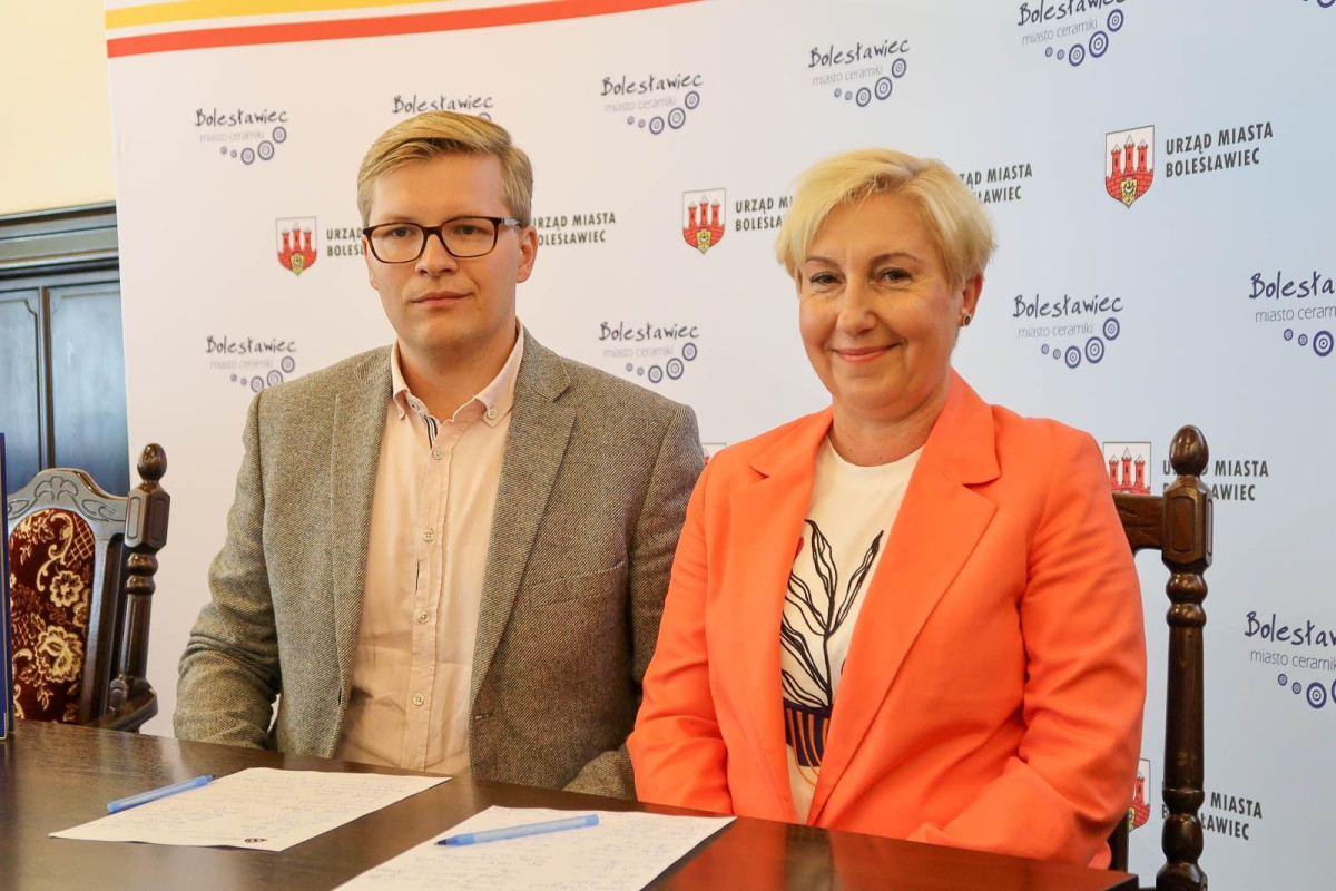 Podpisanie dokumentów ws. wpisania ceramiki bolesławieckiej na listę UNESCO