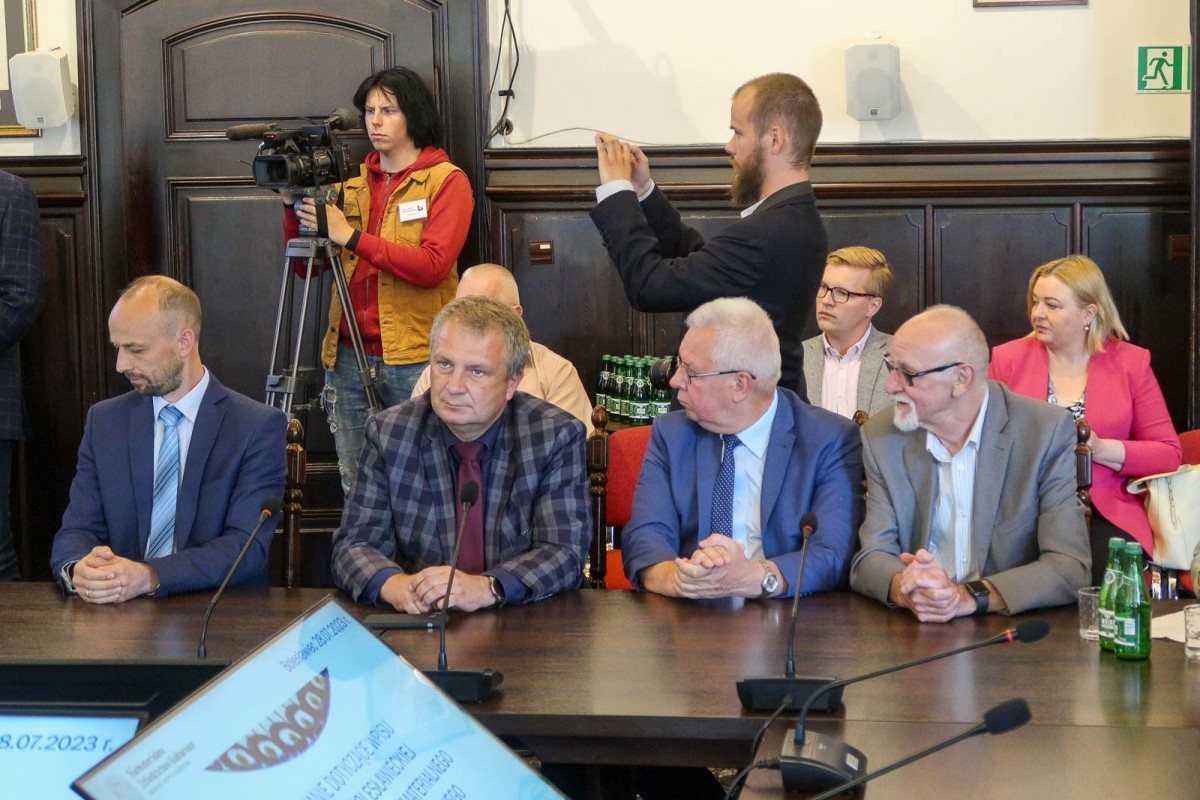 Podpisanie dokumentów ws. wpisania ceramiki bolesławieckiej na listę UNESCO