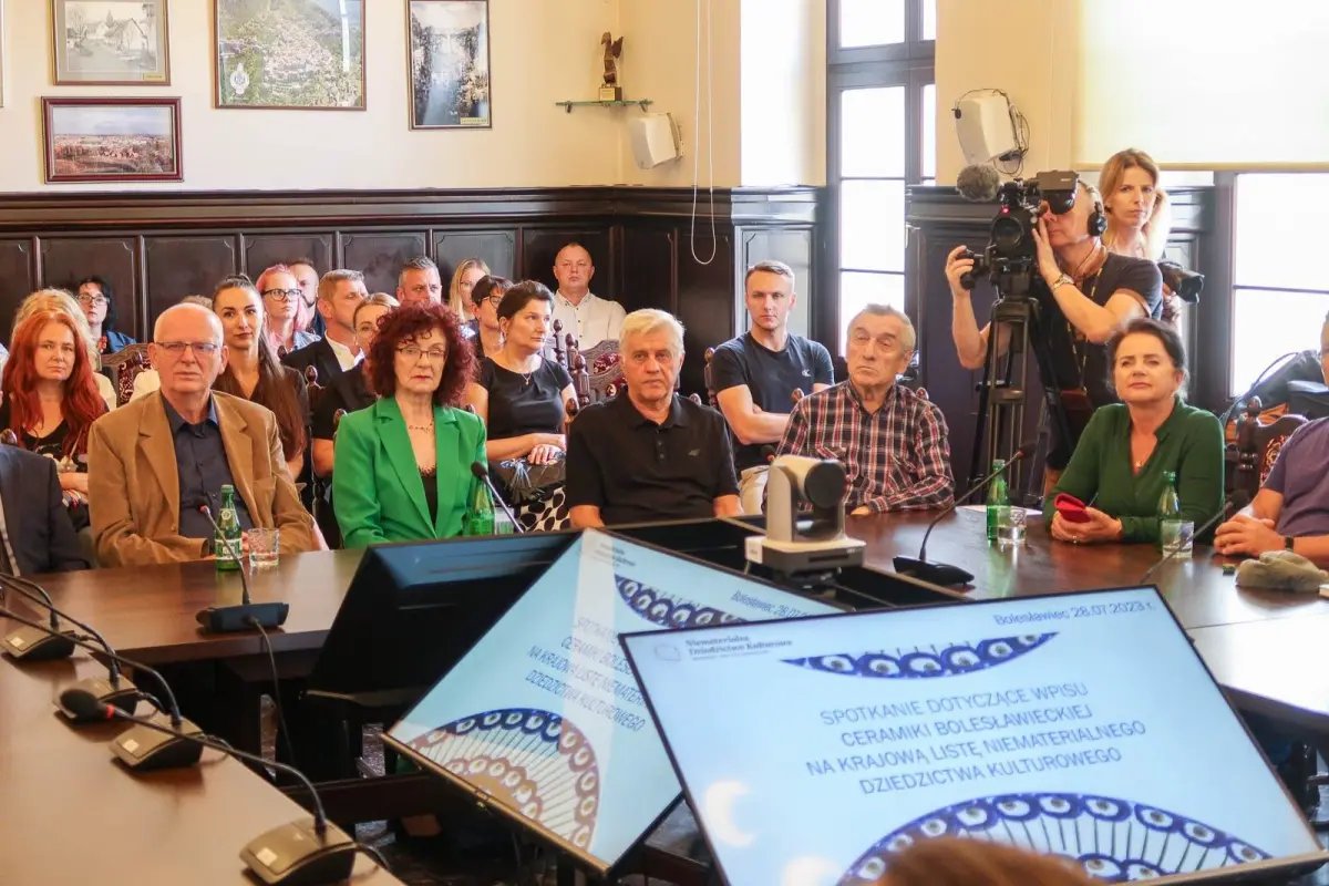 Podpisanie dokumentów ws. wpisania ceramiki bolesławieckiej na listę UNESCO