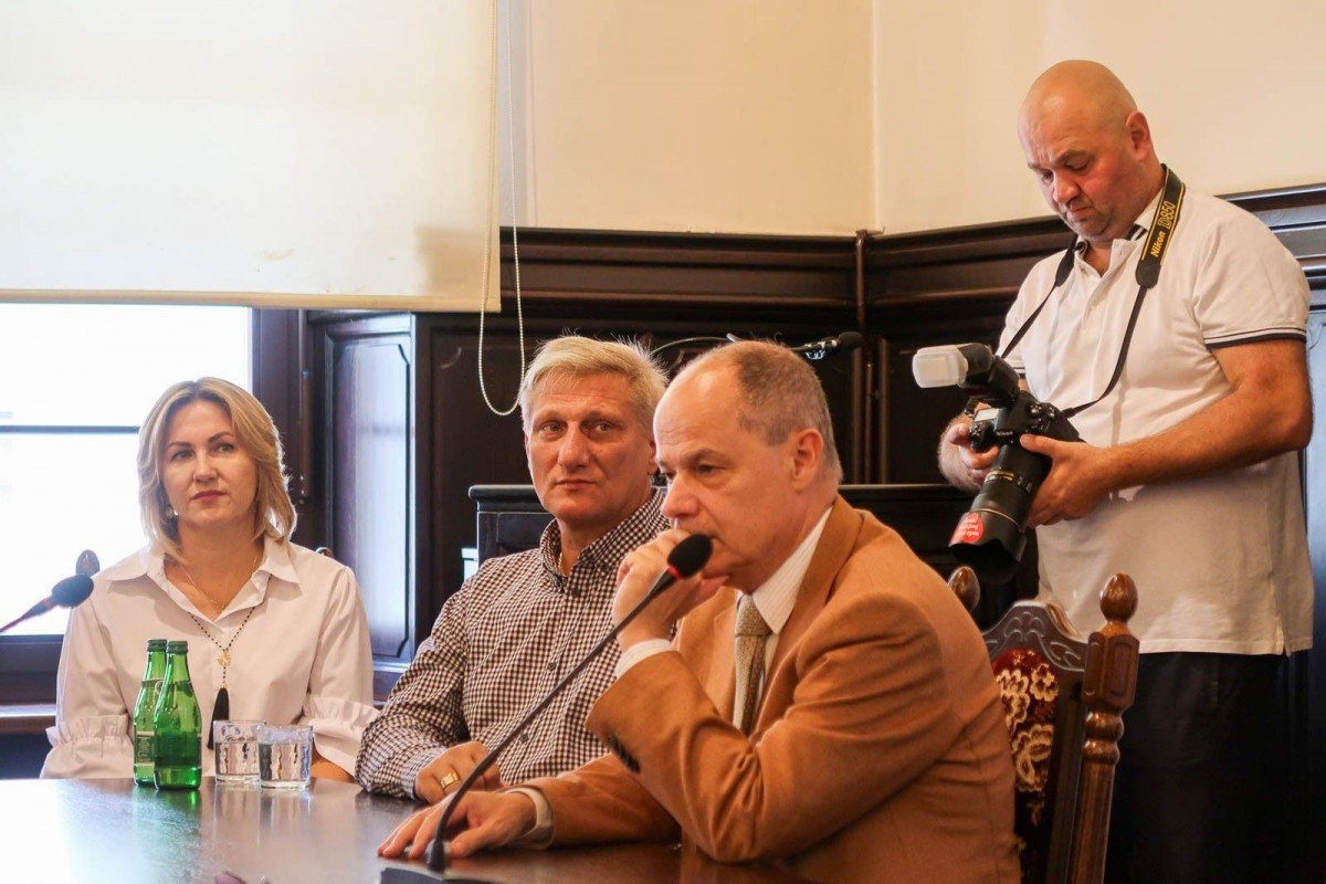 Podpisanie dokumentów ws. wpisania ceramiki bolesławieckiej na listę UNESCO