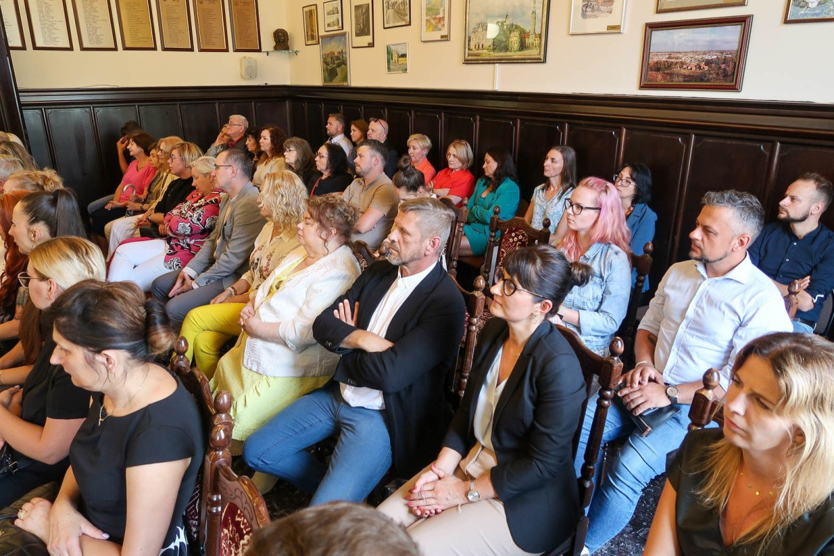 Podpisanie dokumentów ws. wpisania ceramiki bolesławieckiej na listę UNESCO