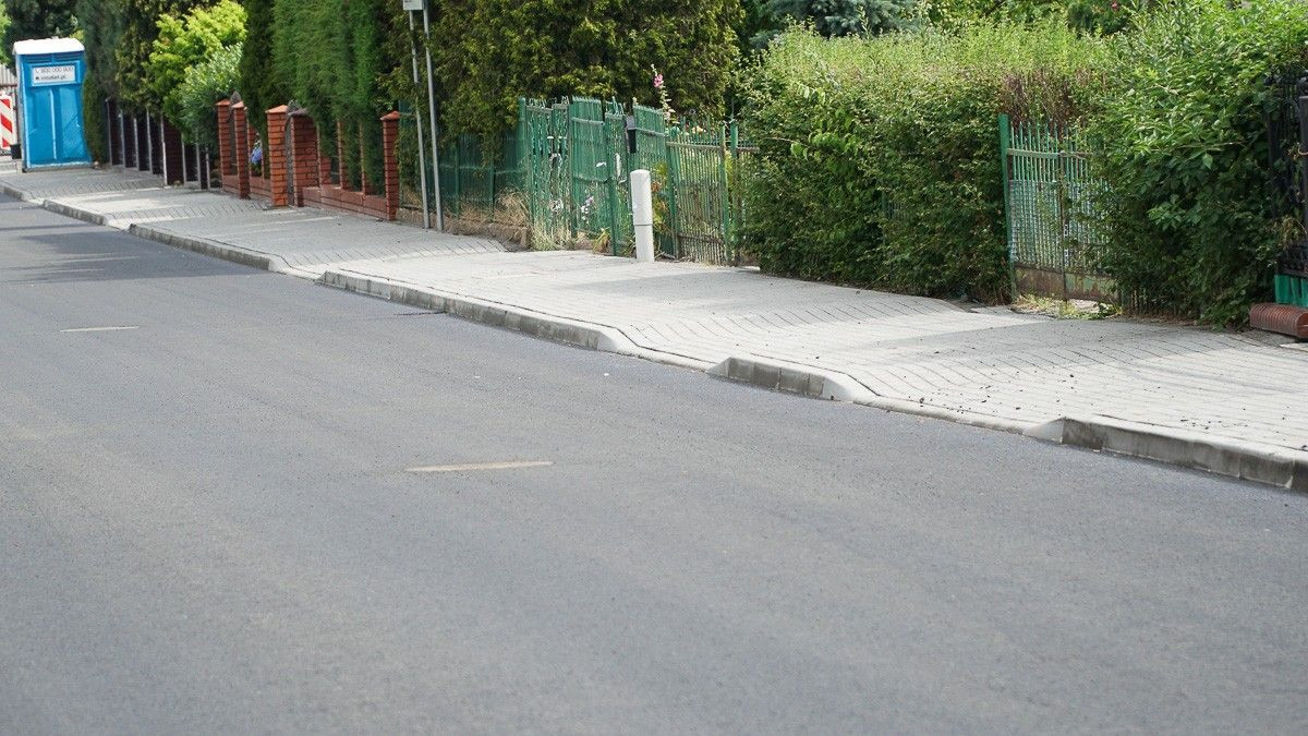 Trwają intensywne prace na drogach powiatowych