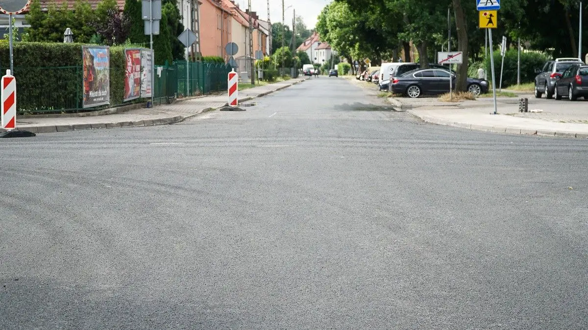 Trwają intensywne prace na drogach powiatowych
