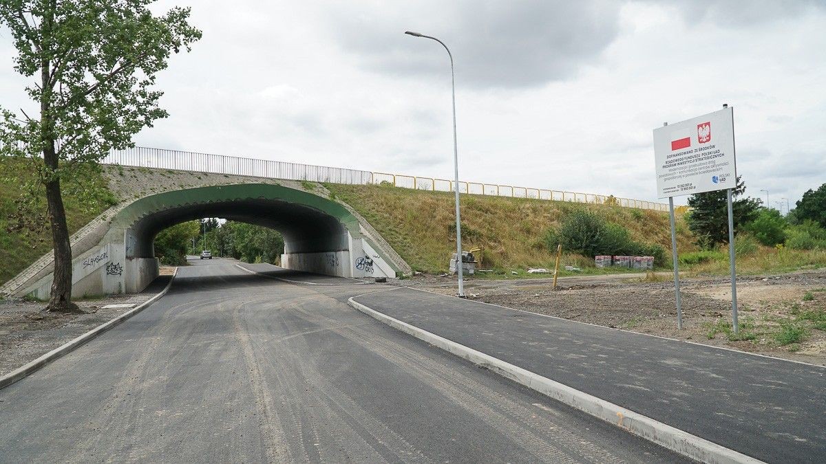 Trwają intensywne prace na drogach powiatowych