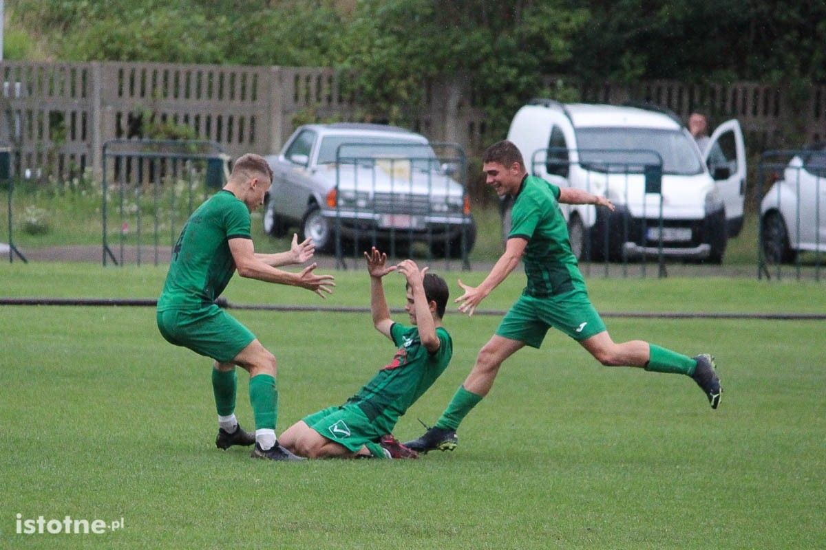 Galeria zdjęć z meczu pucharowego juniorzy BKS - seniorzy Piast Zawidów