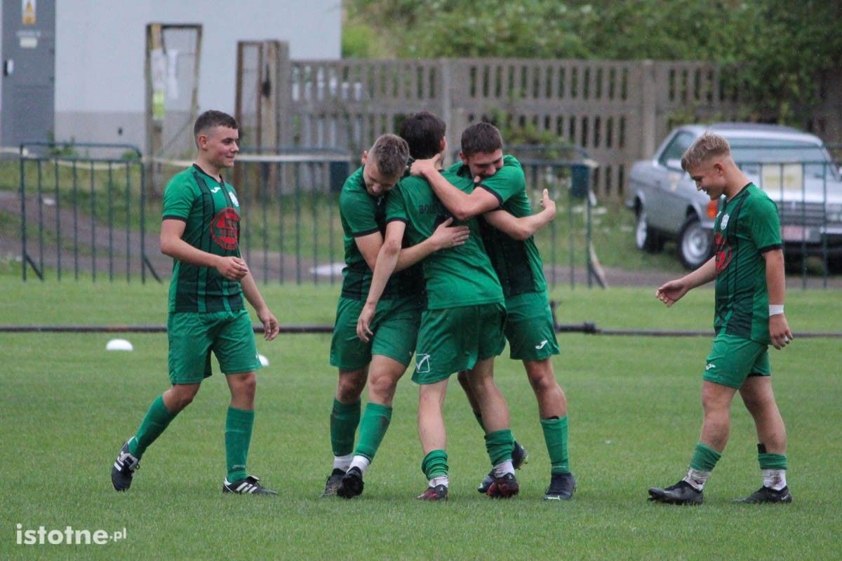 Galeria zdjęć z meczu pucharowego juniorzy BKS - seniorzy Piast Zawidów