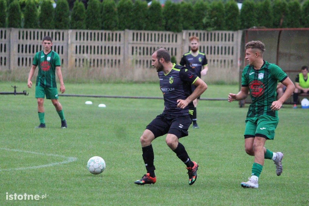 Galeria zdjęć z meczu pucharowego juniorzy BKS - seniorzy Piast Zawidów