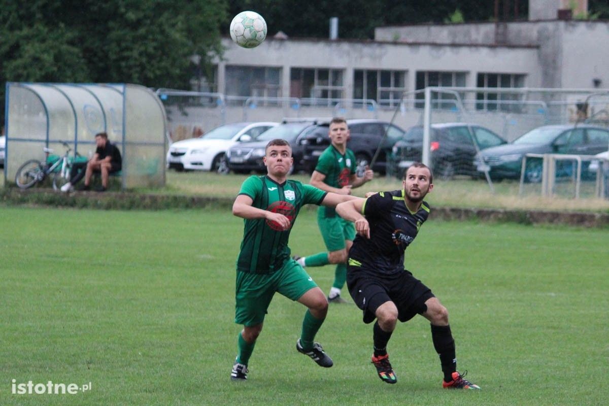 Galeria zdjęć z meczu pucharowego juniorzy BKS - seniorzy Piast Zawidów