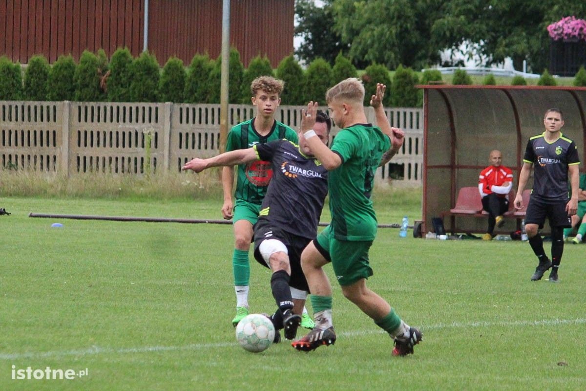 Galeria zdjęć z meczu pucharowego juniorzy BKS - seniorzy Piast Zawidów