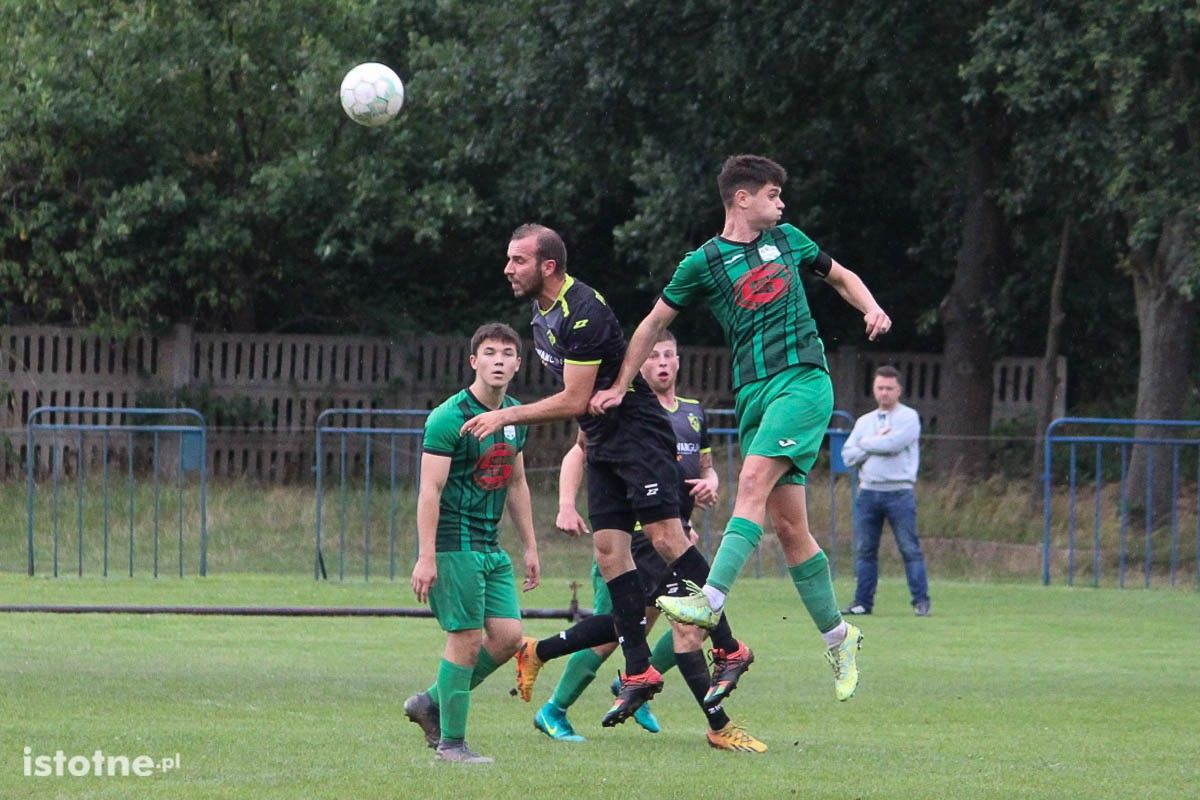 Galeria zdjęć z meczu pucharowego juniorzy BKS - seniorzy Piast Zawidów