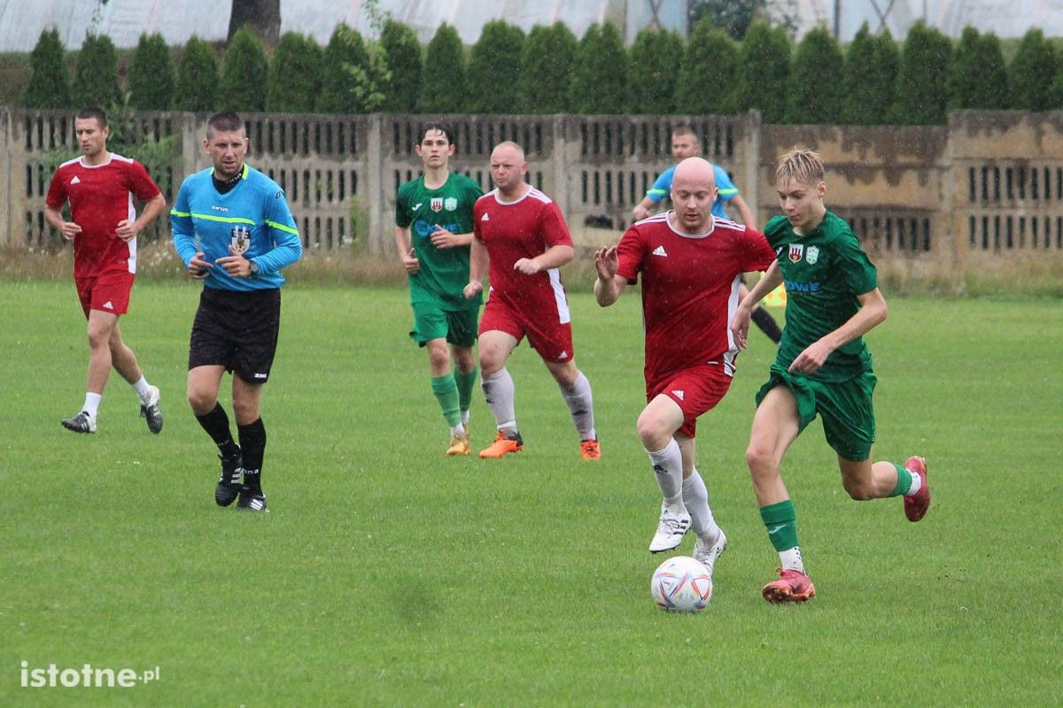 Galeria zdjęć z meczu sparingowego BKS - KS Stare Jaroszowice