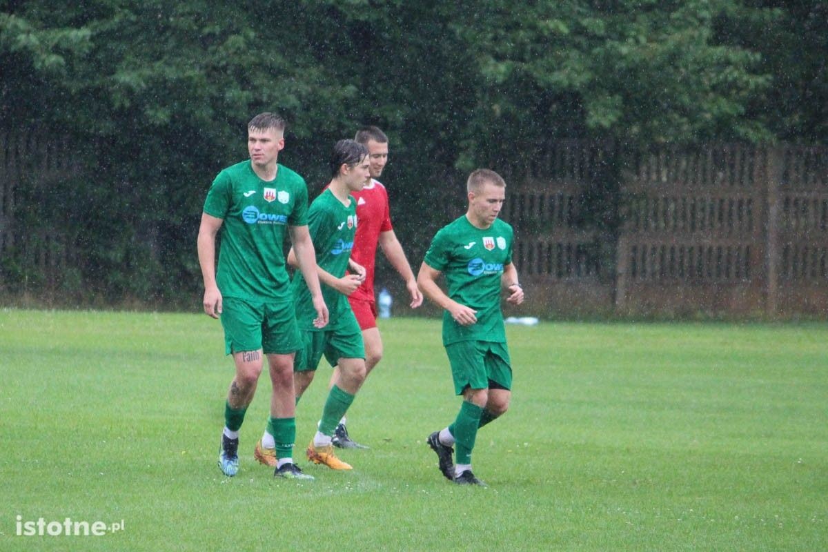 Galeria zdjęć z meczu sparingowego BKS - KS Stare Jaroszowice