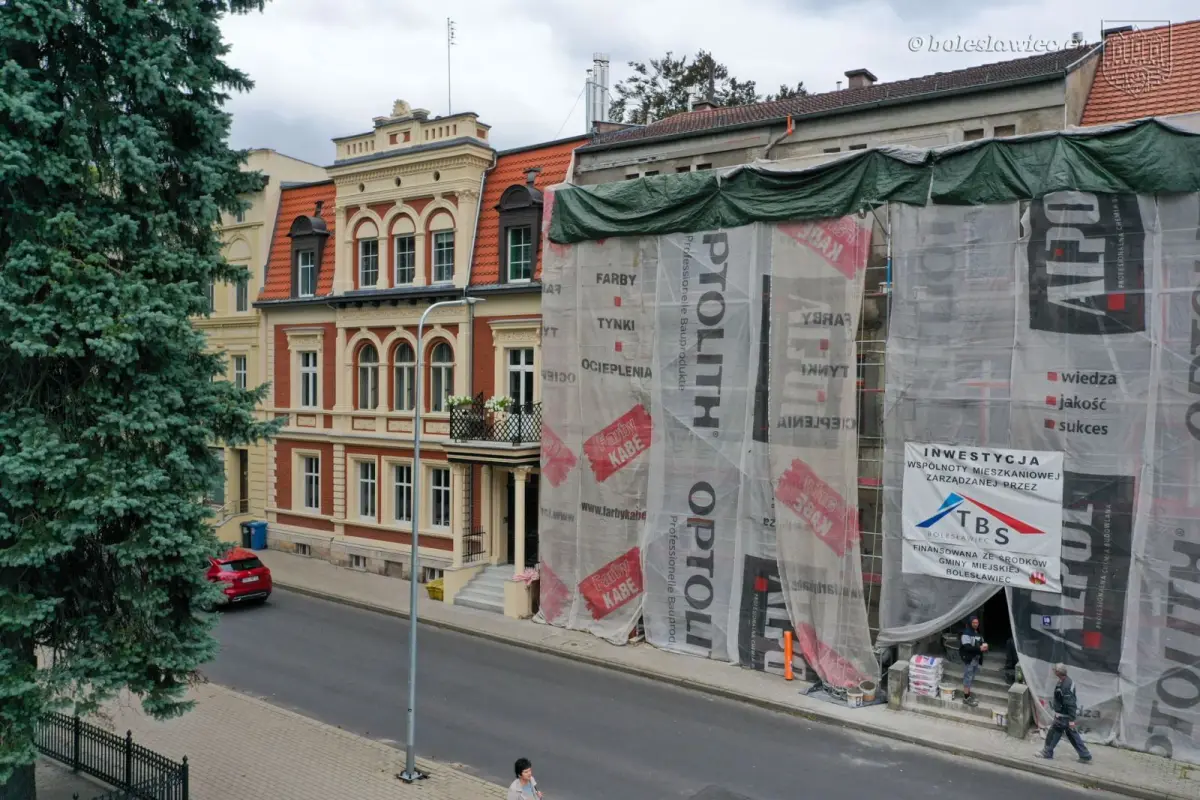 Zabytkowa kamienica przy Kubika w Bolesławcu odzyska dawny blask
