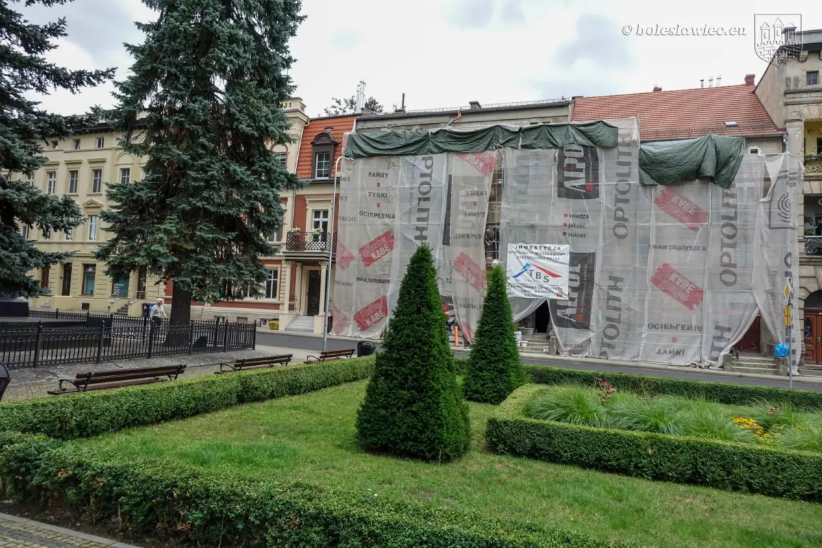 Zabytkowa kamienica przy Kubika w Bolesławcu odzyska dawny blask