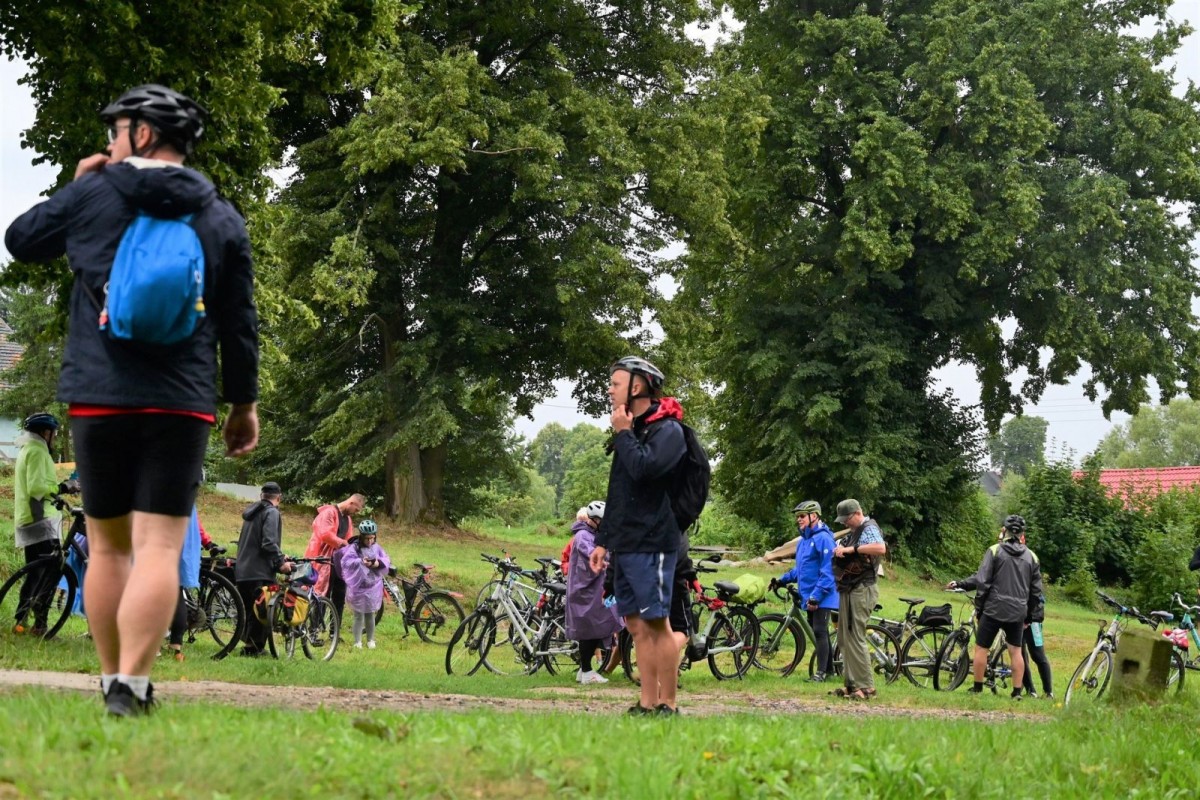 Ruszyli w 30-km trasę śladami wybitnego bolesławieckiego regionalisty