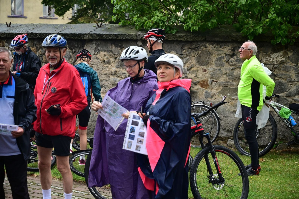 Ruszyli w 30-km trasę śladami wybitnego bolesławieckiego regionalisty