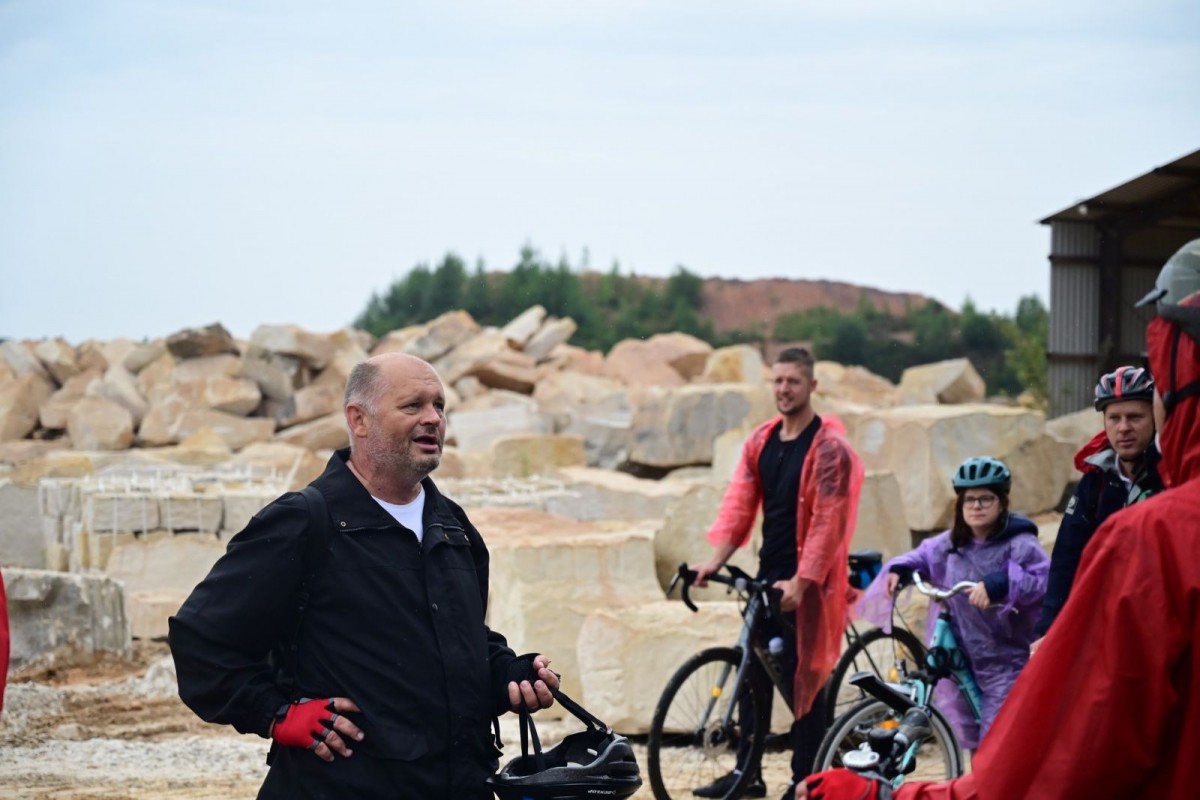 Ruszyli w 30-km trasę śladami wybitnego bolesławieckiego regionalisty