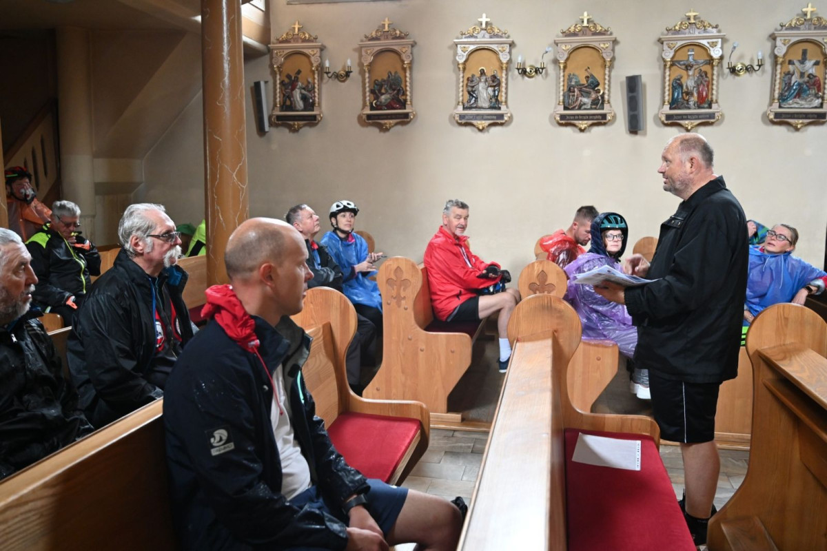 Ruszyli w 30-km trasę śladami wybitnego bolesławieckiego regionalisty