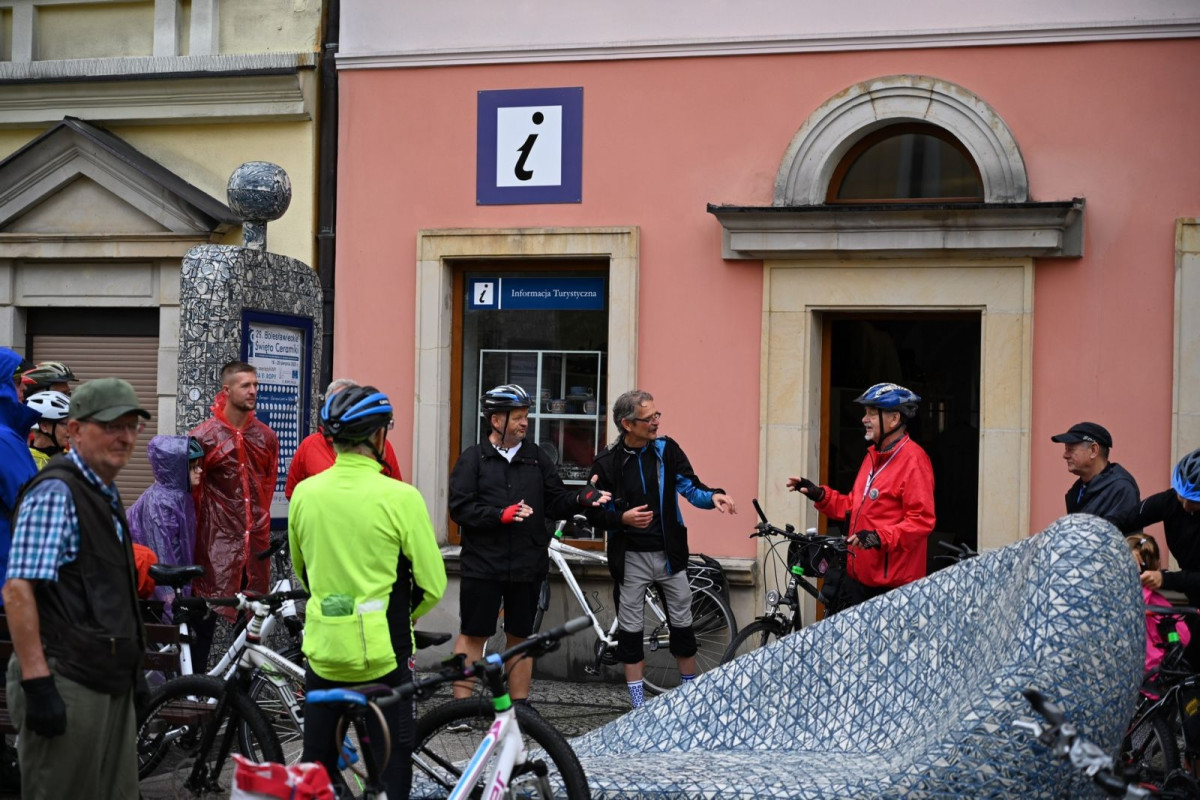 Ruszyli w 30-km trasę śladami wybitnego bolesławieckiego regionalisty